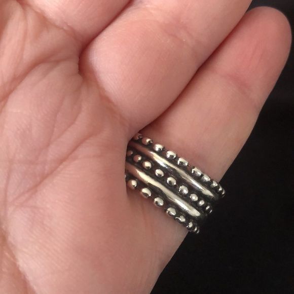 Sterling Silver Open Dot Bead Cigar Band Ring Sz 8 - Picture 1 of 11